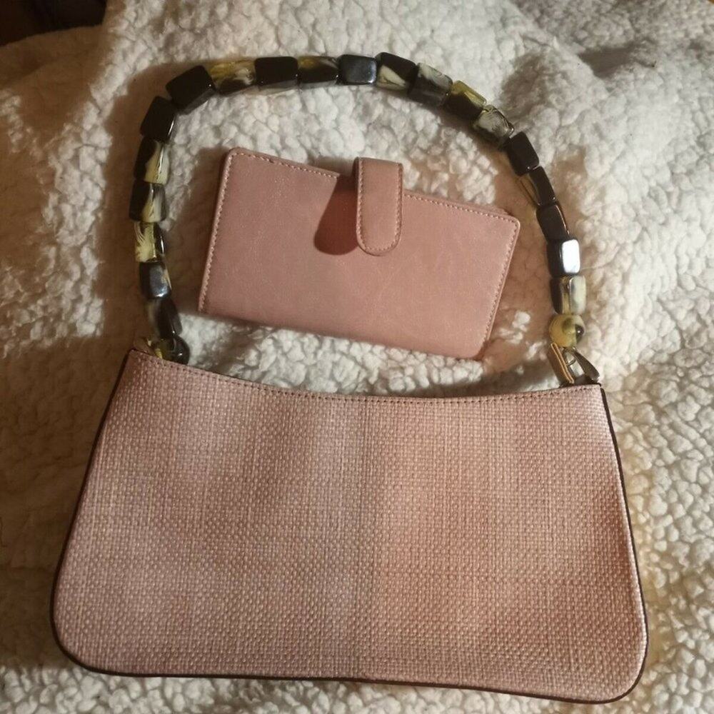 Pink purse/handbag, with beaded handle, checkbook